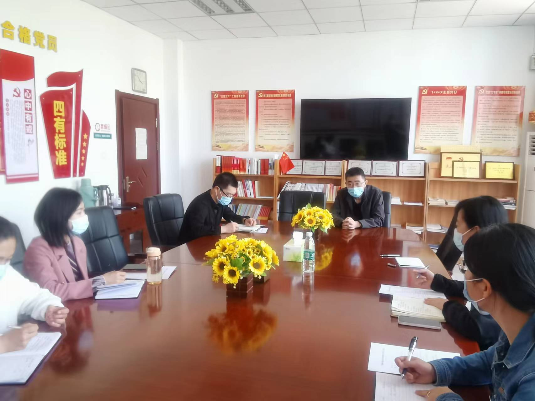 图片2.png 图片2.png