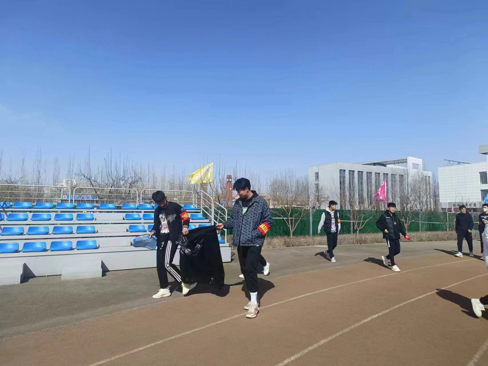 图片2.png